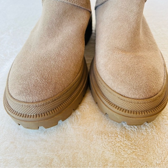 LUCKY BRAND Elyton Suede Zip Buckle Crossover Chunky Lug Sole Boots SIZE 8 - Picture 5 of 9